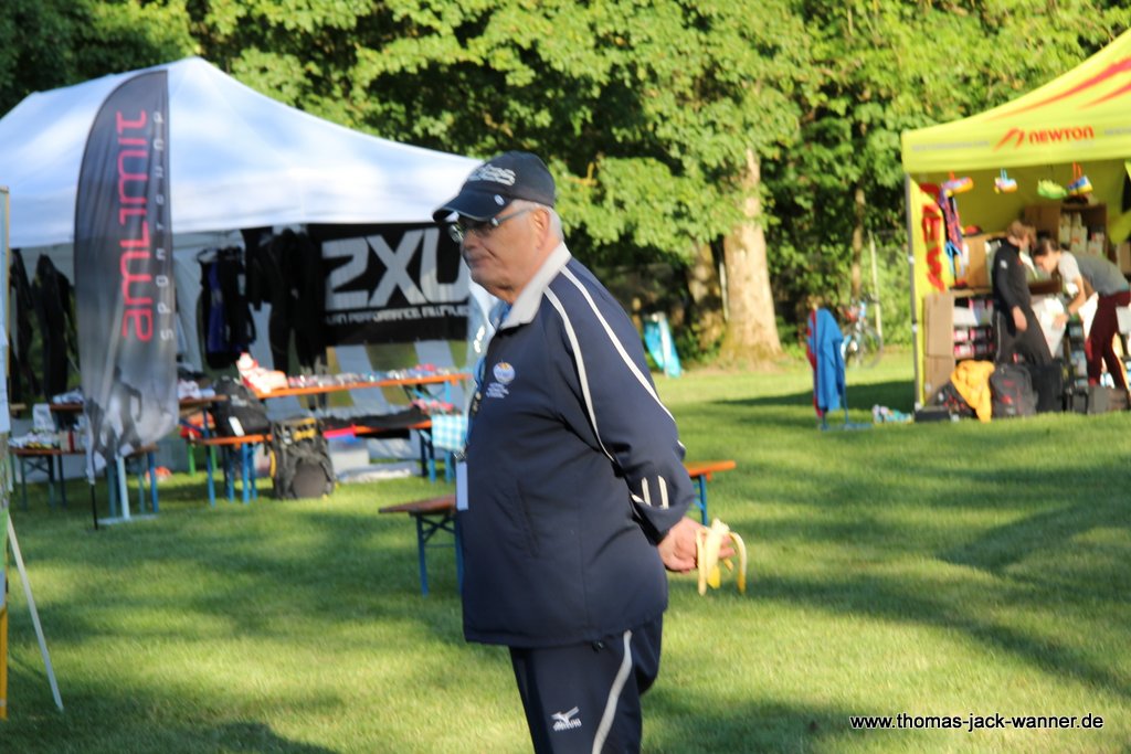 Ausdauer Challenge im Bud Spencer Bad - Kettlebell ...